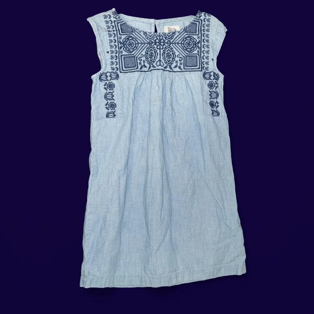 Old Navy Girls Embroidered Chambray Dress Size 8 Blue Boho 100% Cotton